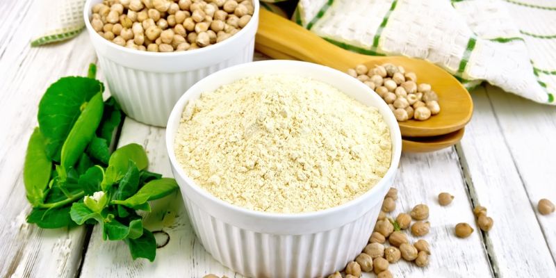 Comparing Pea Protein and Whey Protein